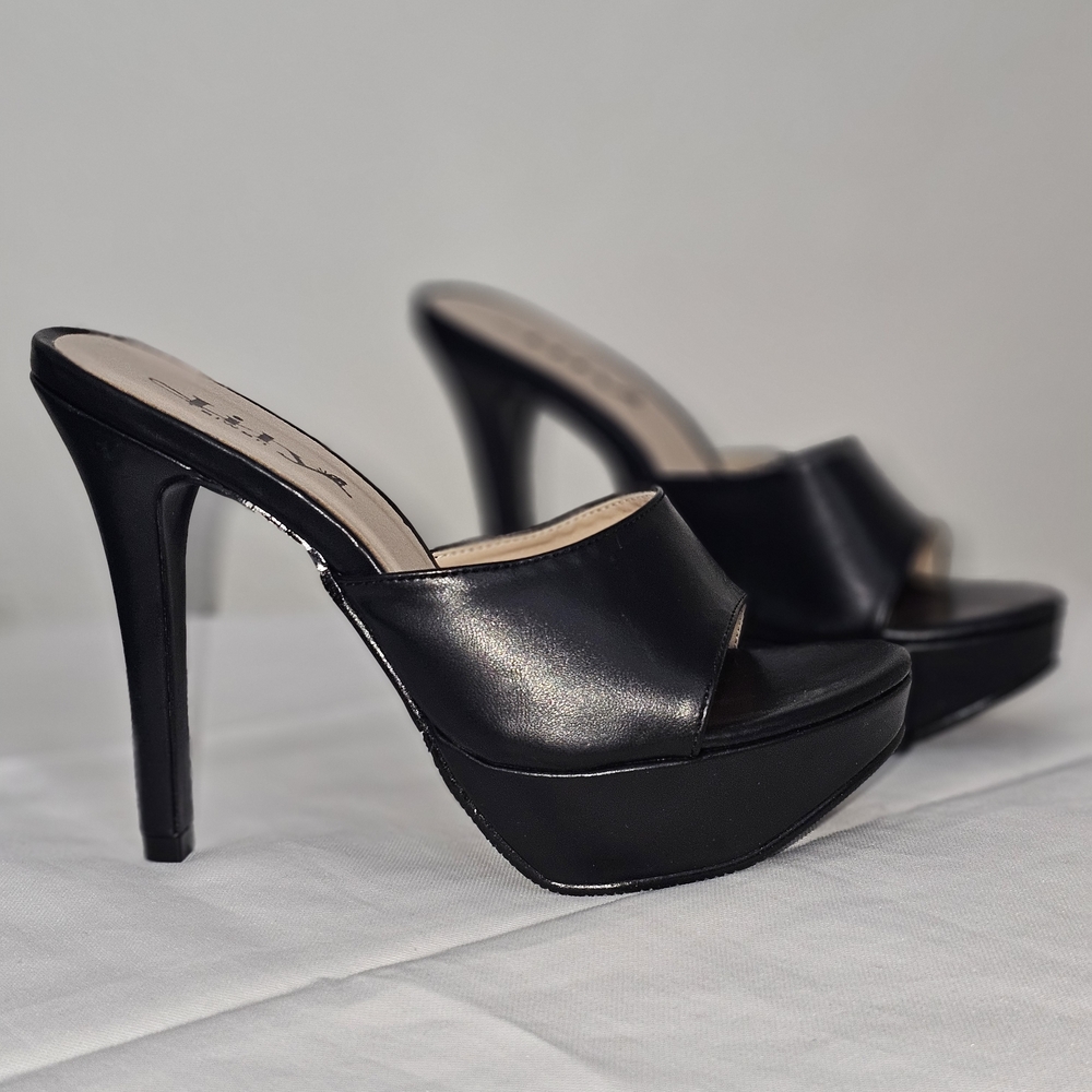 Lily Black Platform Open-Toe High Heel Size 6